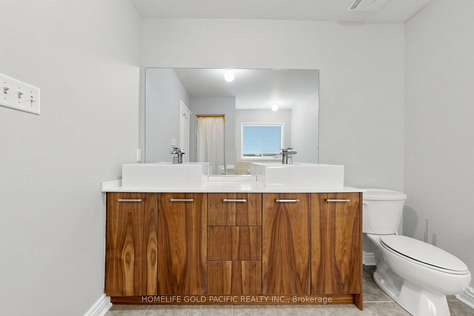 Photo 28 of 70 Mallard Marsh Crescent E, Richmond Hill, Oak Ridges — HOMEH