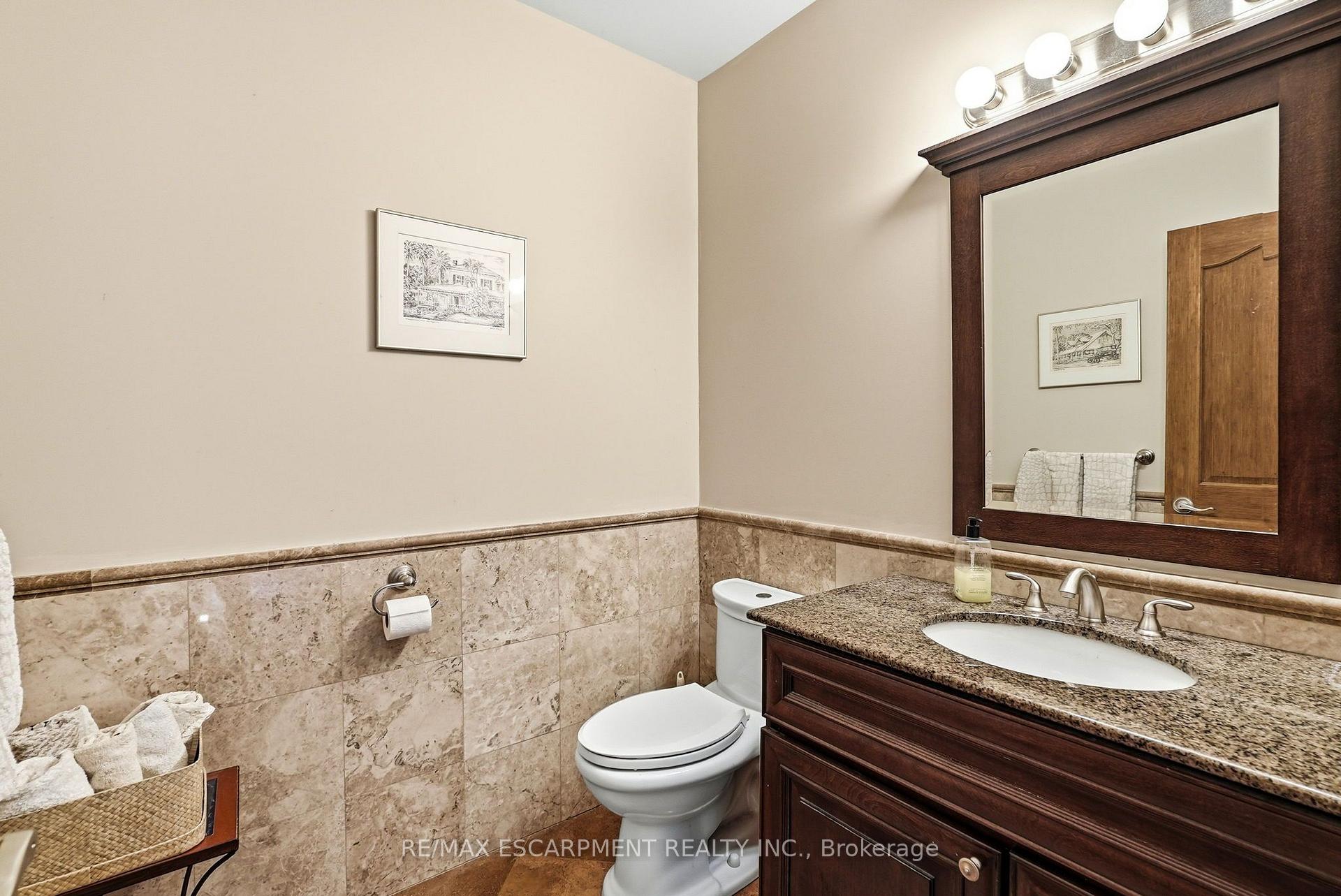 Photo 19 of 1296 Dundas Street, Burlington, Tyandaga — HOMEH