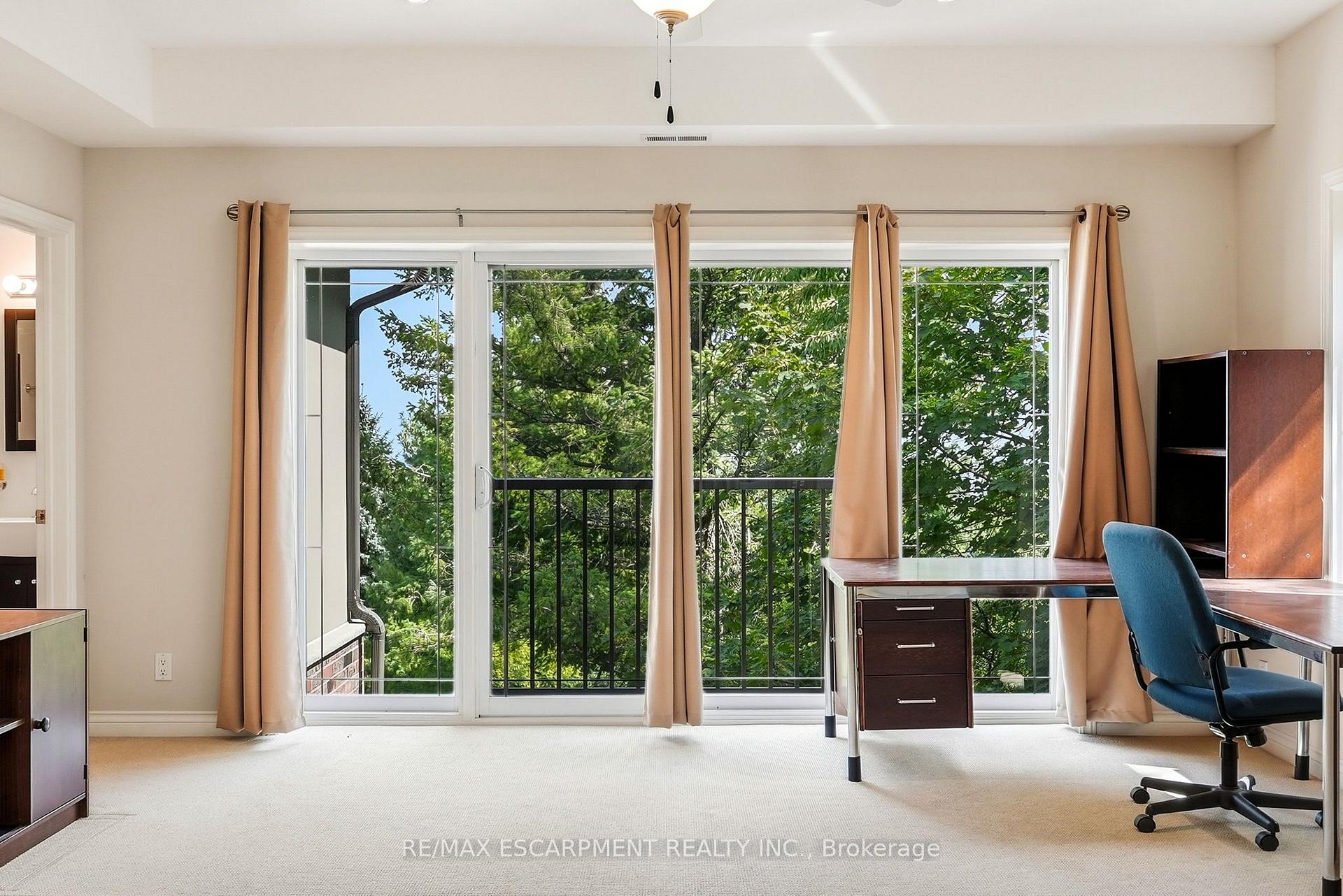 Photo 32 of 1296 Dundas Street, Burlington, Tyandaga — HOMEH