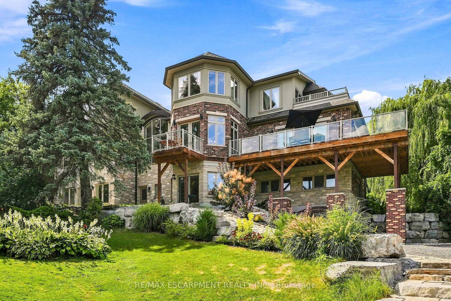 Photo 41 of 1296 Dundas Street, Burlington, Tyandaga — HOMEH