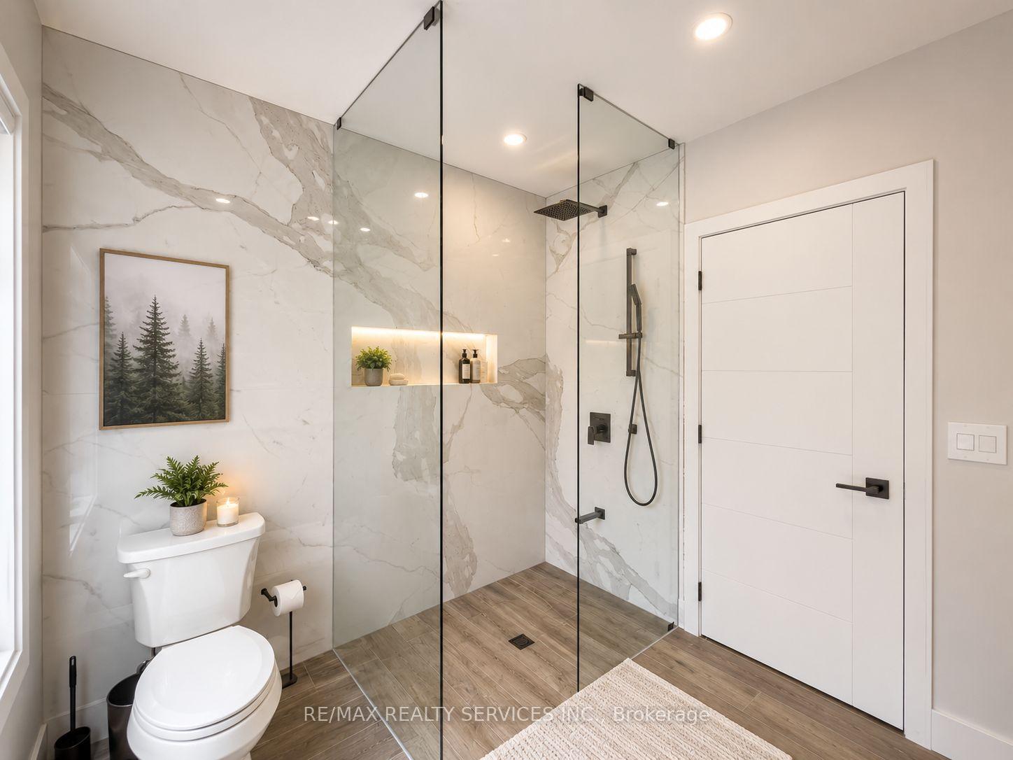 Photo 18 of 519 Third Line, Oakville, West — HOMEH