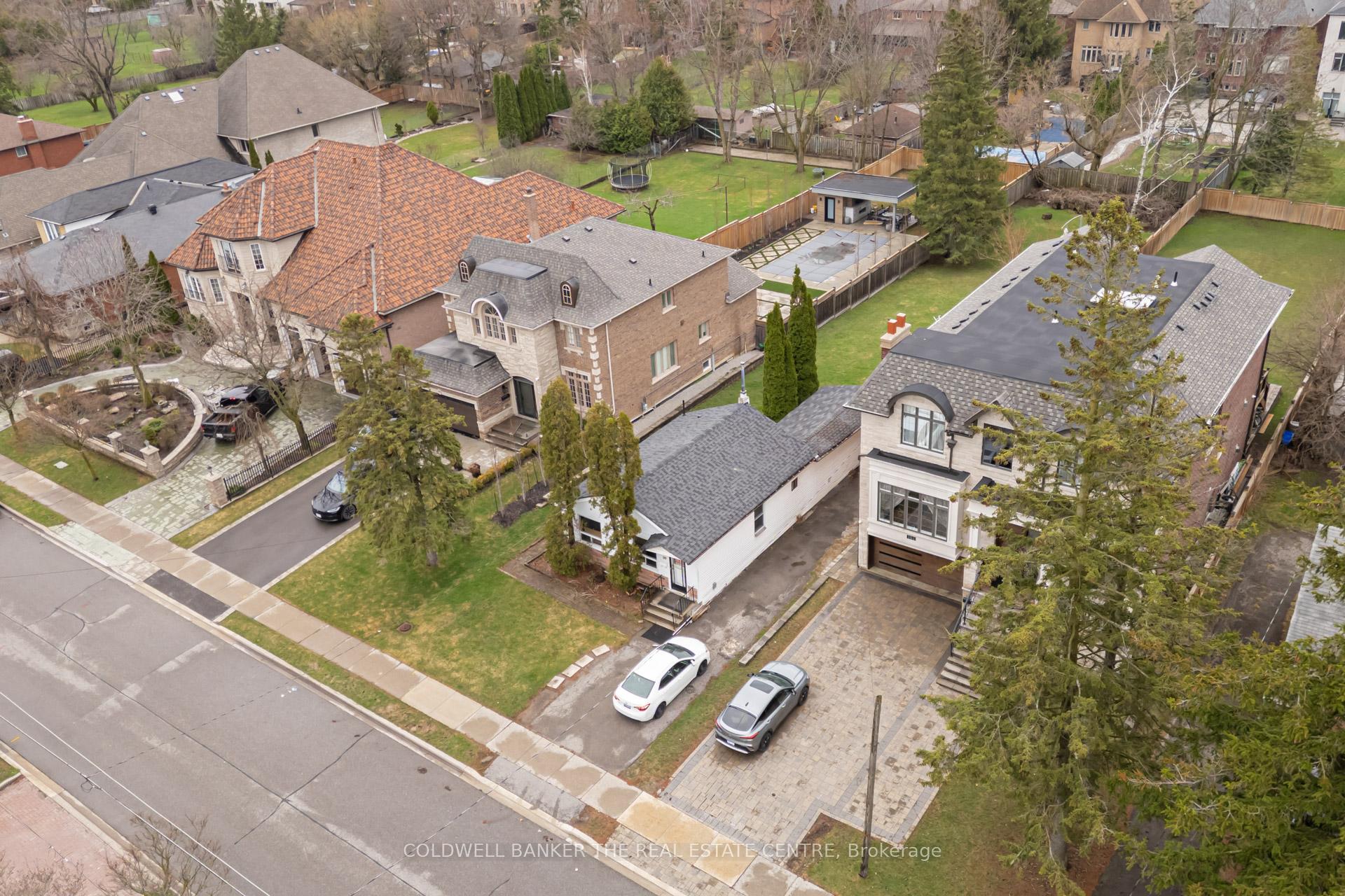 Photo 2 of 99 Spruce Avenue, Richmond Hill, South Richvale — HOMEH