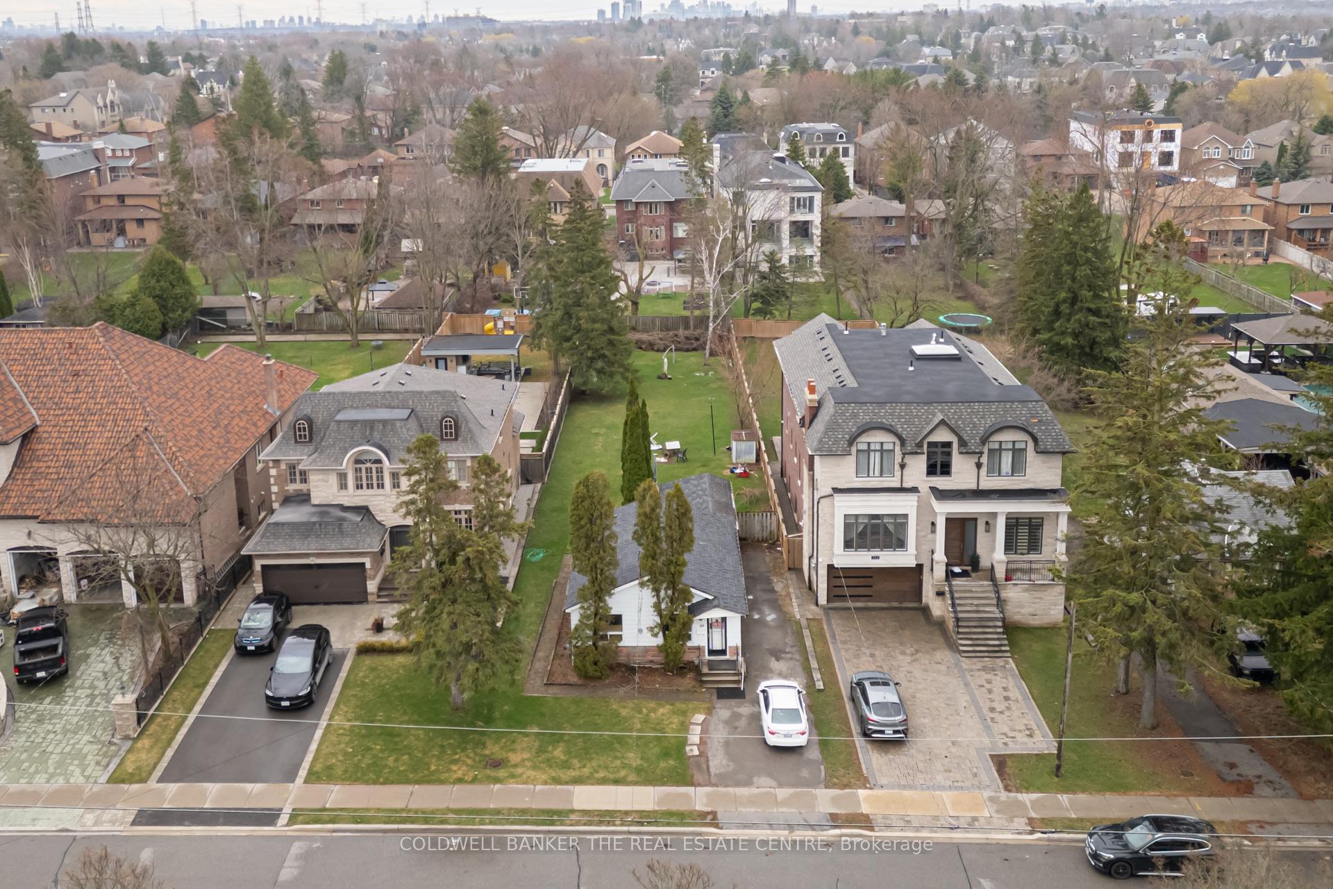Photo 4 of 99 Spruce Avenue, Richmond Hill, South Richvale — HOMEH