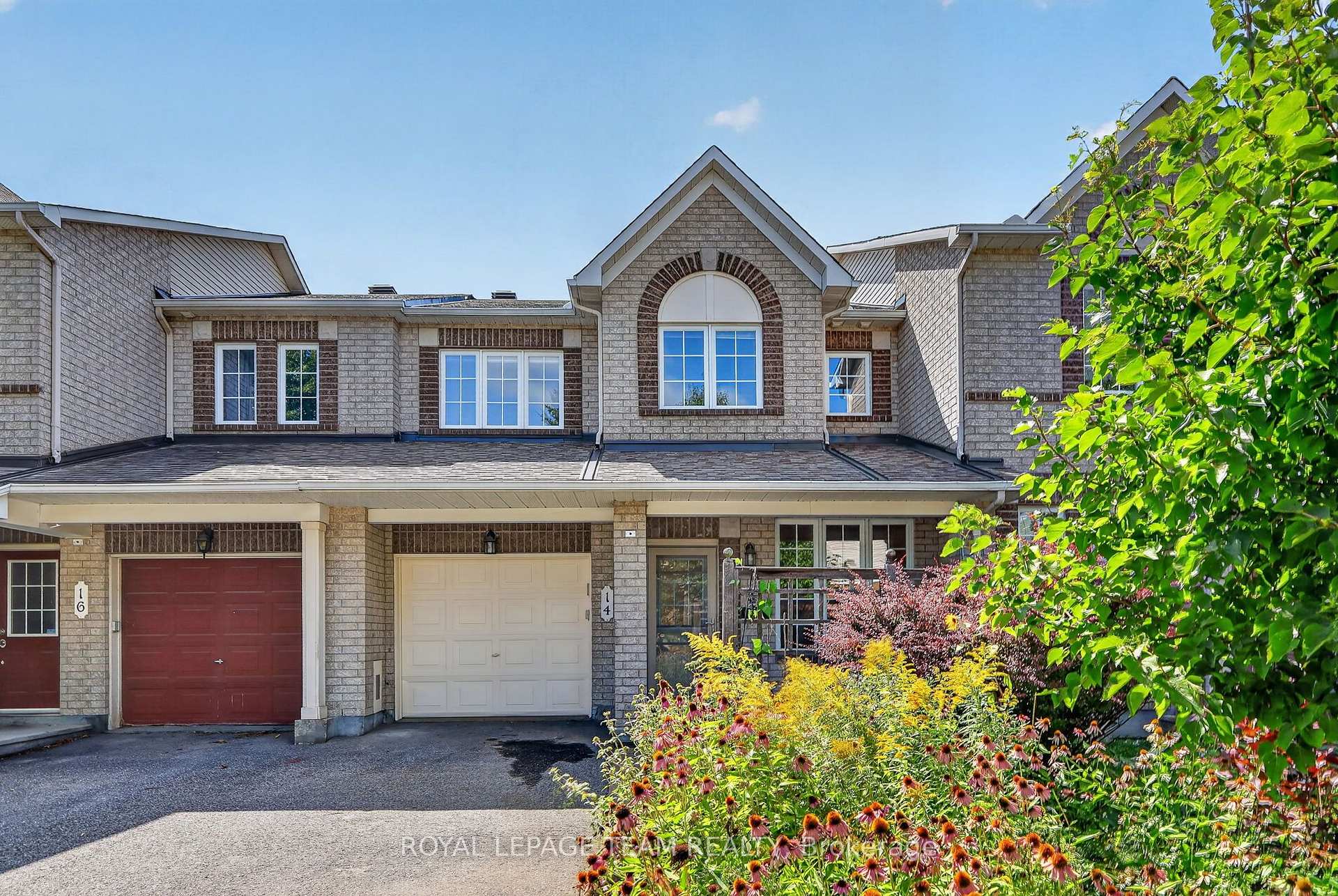 Photo 1 of 14 Appledale Drive, Ottawa, Barrhaven - Longfields — HOMEH