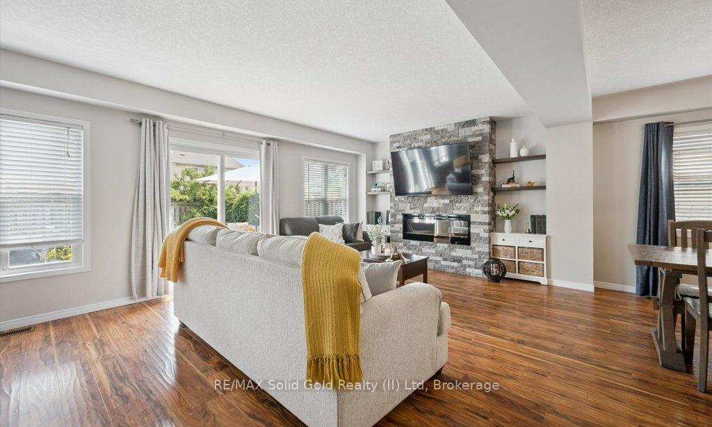 Photo 27 of 12 Frankfurt Street, Kitchener, Huron Park — HOMEH