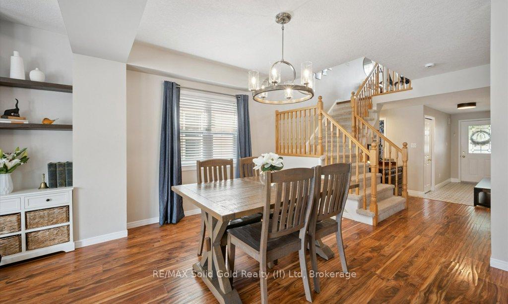Photo 35 of 12 Frankfurt Street, Kitchener, Huron Park — HOMEH