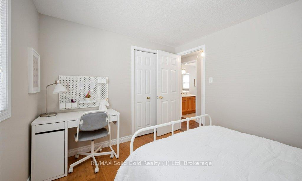 Photo 45 of 12 Frankfurt Street, Kitchener, Huron Park — HOMEH