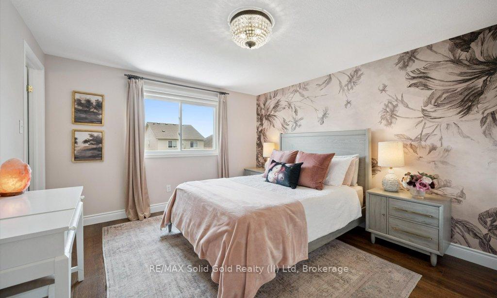 Photo 53 of 12 Frankfurt Street, Kitchener, Huron Park — HOMEH