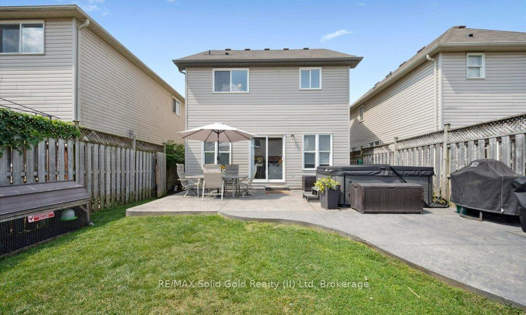 Photo 63 of 12 Frankfurt Street, Kitchener, Huron Park — HOMEH