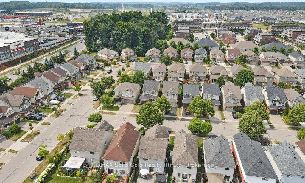 Photo 77 of 12 Frankfurt Street, Kitchener, Huron Park — HOMEH