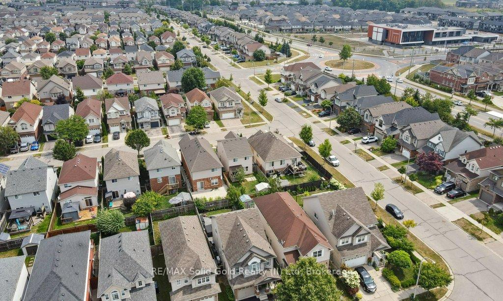 Photo 79 of 12 Frankfurt Street, Kitchener, Huron Park — HOMEH