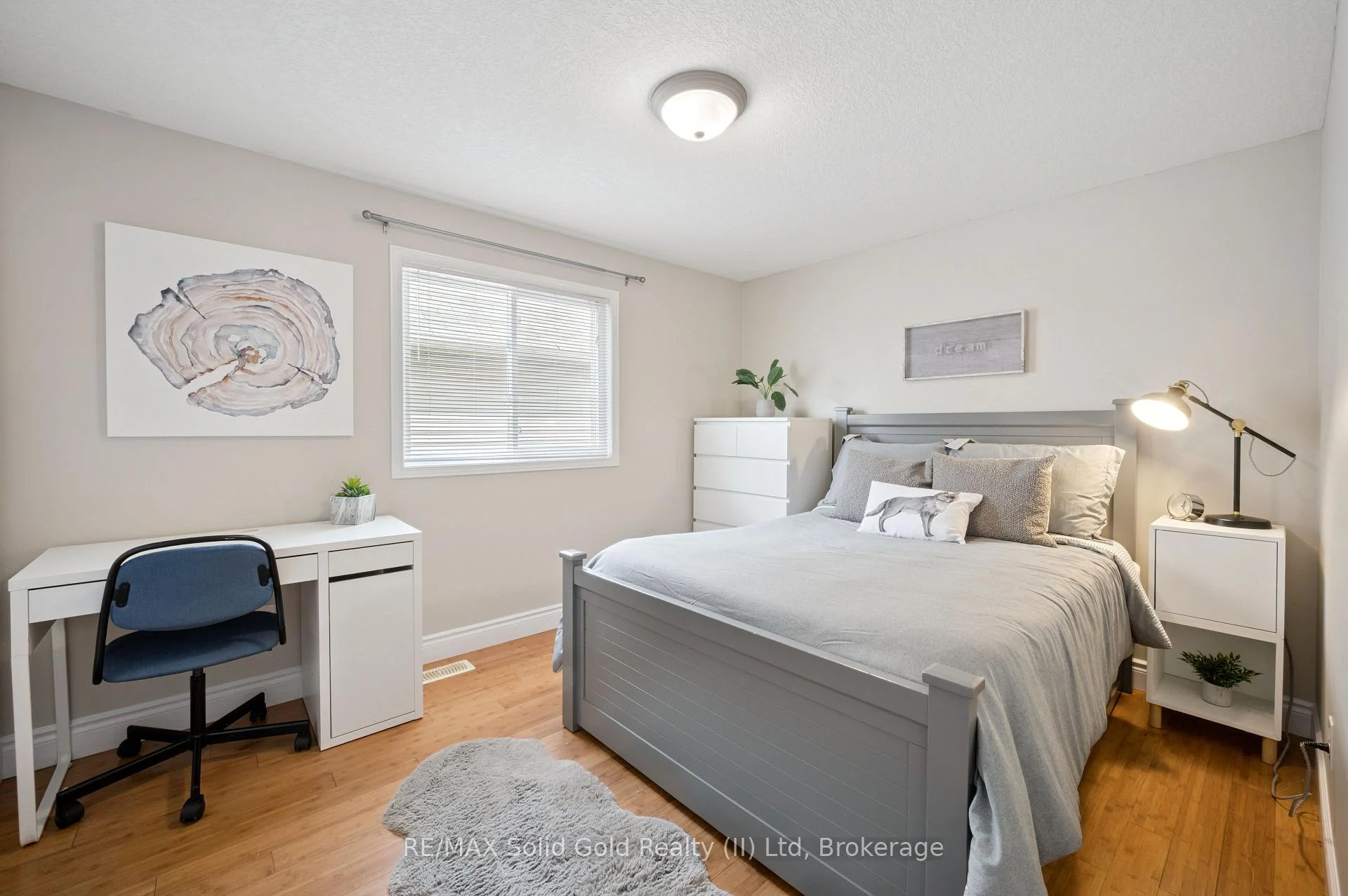 Photo 52 of 12 Frankfurt Street, Kitchener, Huron Park — HOMEH
