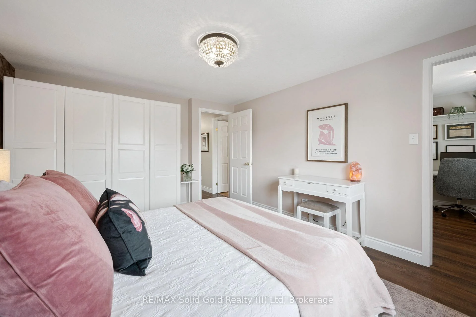 Photo 60 of 12 Frankfurt Street, Kitchener, Huron Park — HOMEH