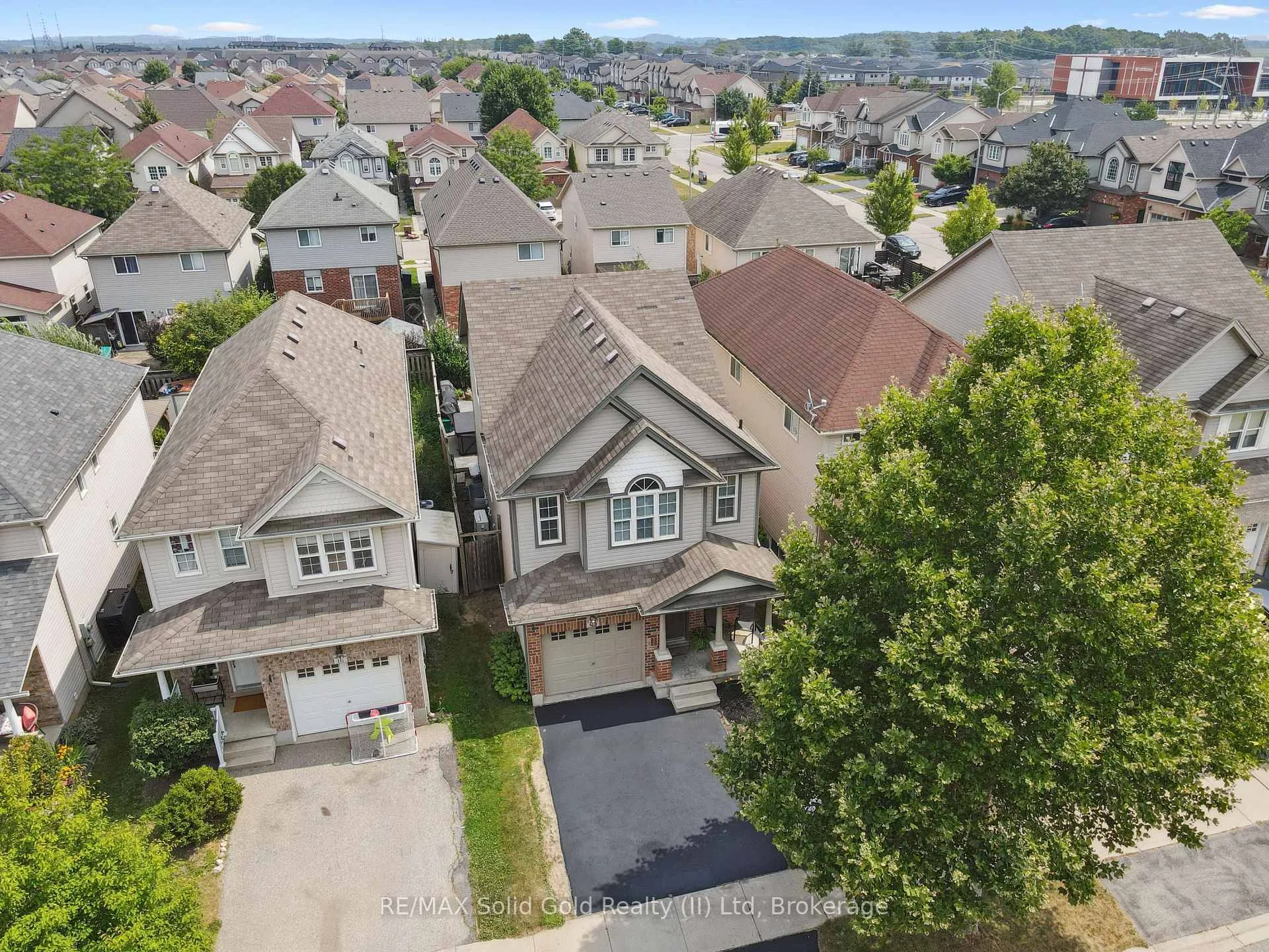 Photo 74 of 12 Frankfurt Street, Kitchener, Huron Park — HOMEH