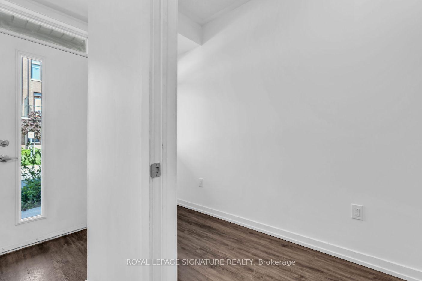 Photo 8 of 13 Bluenose Street, Vaughan, Vaughan Grove — HOMEH