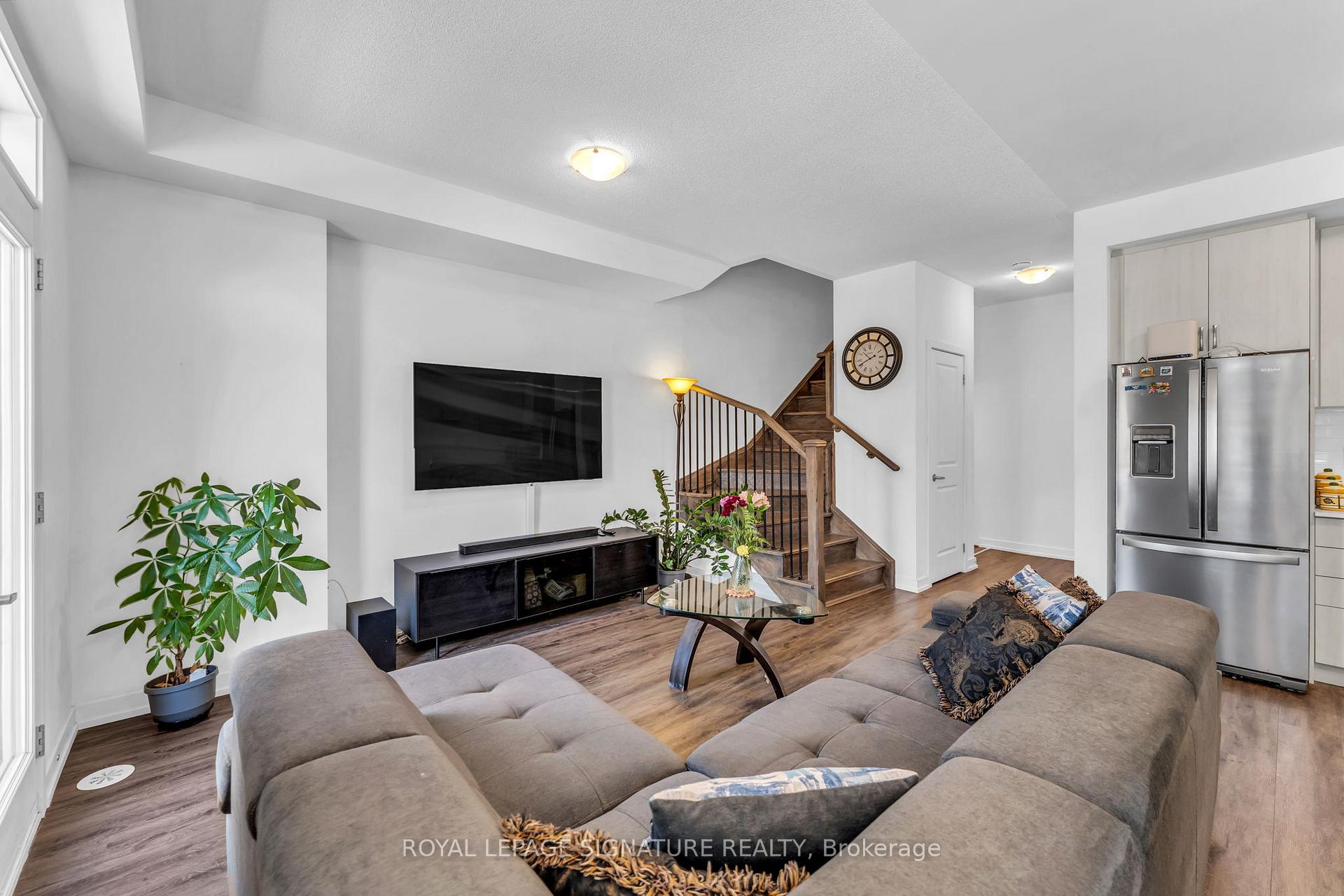 Photo 13 of 13 Bluenose Street, Vaughan, Vaughan Grove — HOMEH