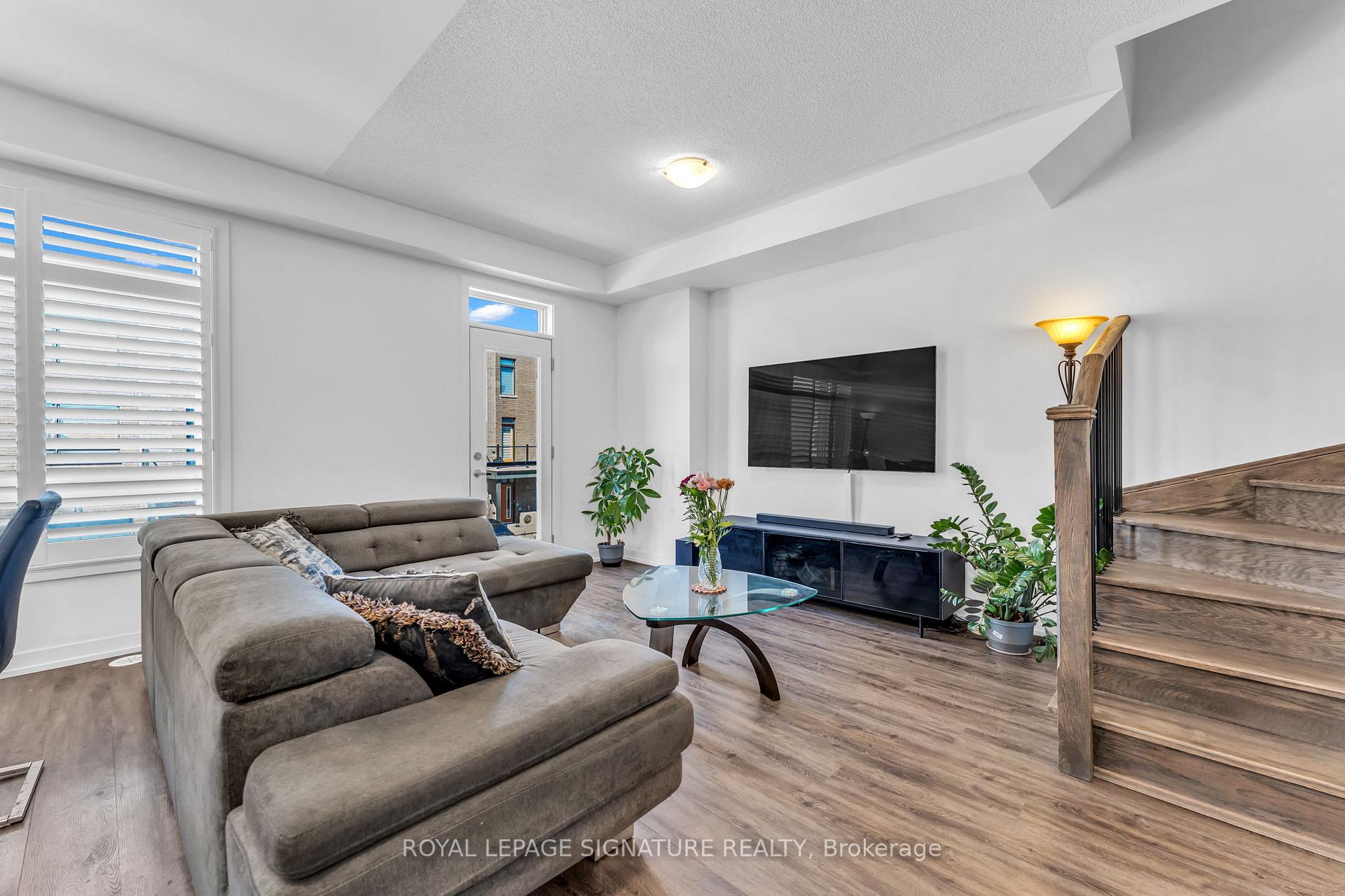Photo 15 of 13 Bluenose Street, Vaughan, Vaughan Grove — HOMEH