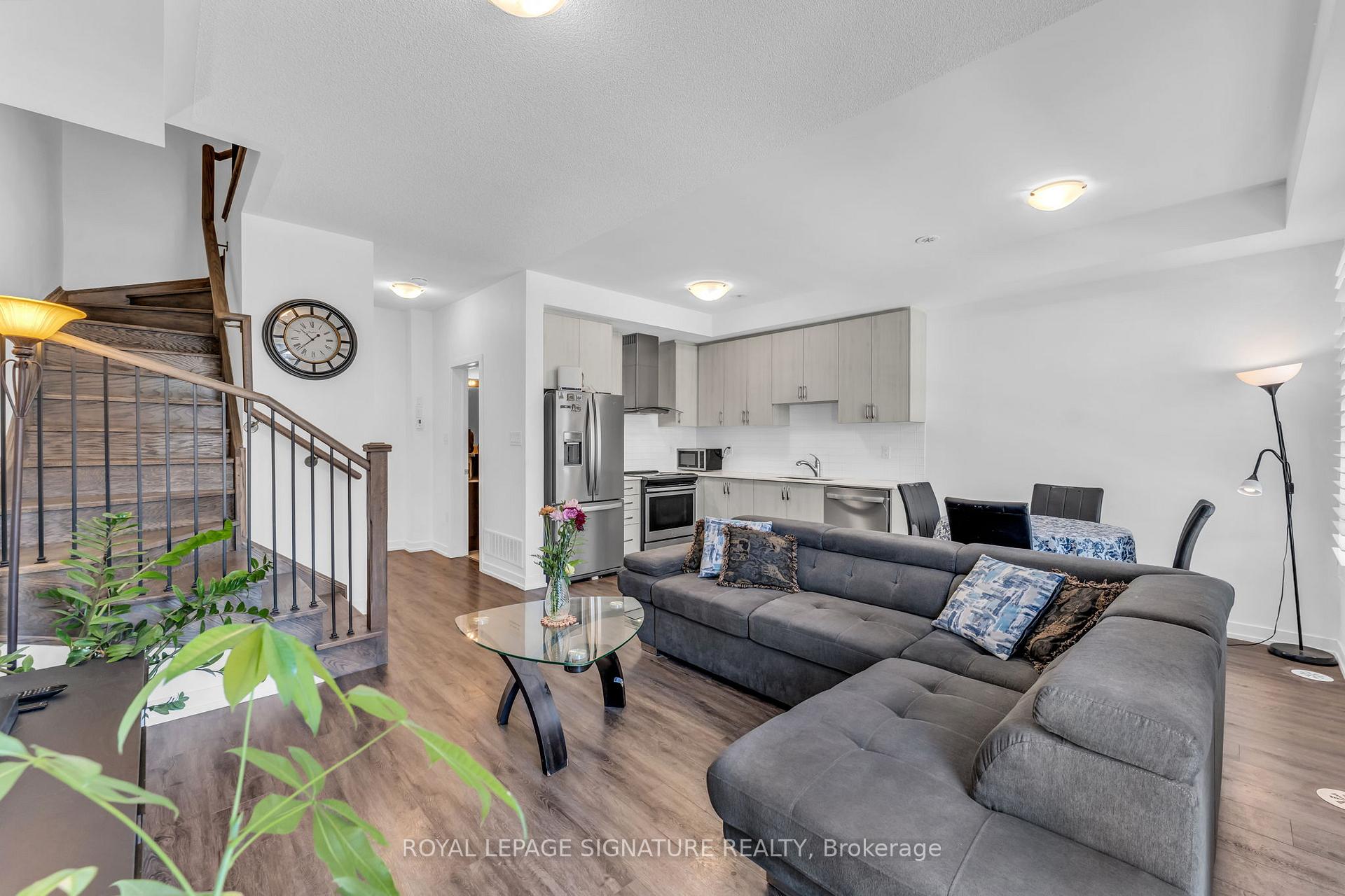Photo 16 of 13 Bluenose Street, Vaughan, Vaughan Grove — HOMEH