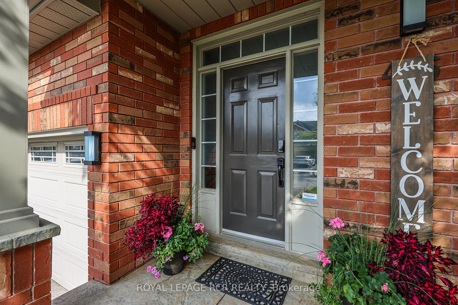 Photo 5 of 46 Cross Country Boulevard, Caledon, Bolton West — HOMEH