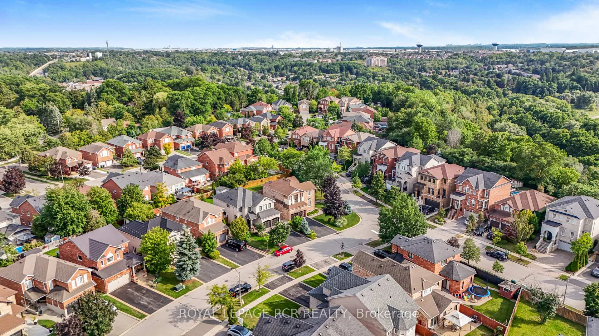 Photo 67 of 46 Cross Country Boulevard, Caledon, Bolton West — HOMEH