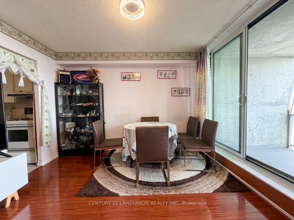 Photo 7 of Unit 1005, 2500 Bridletowne Circle, Scarborough, L'Amoreaux — HOMEH
