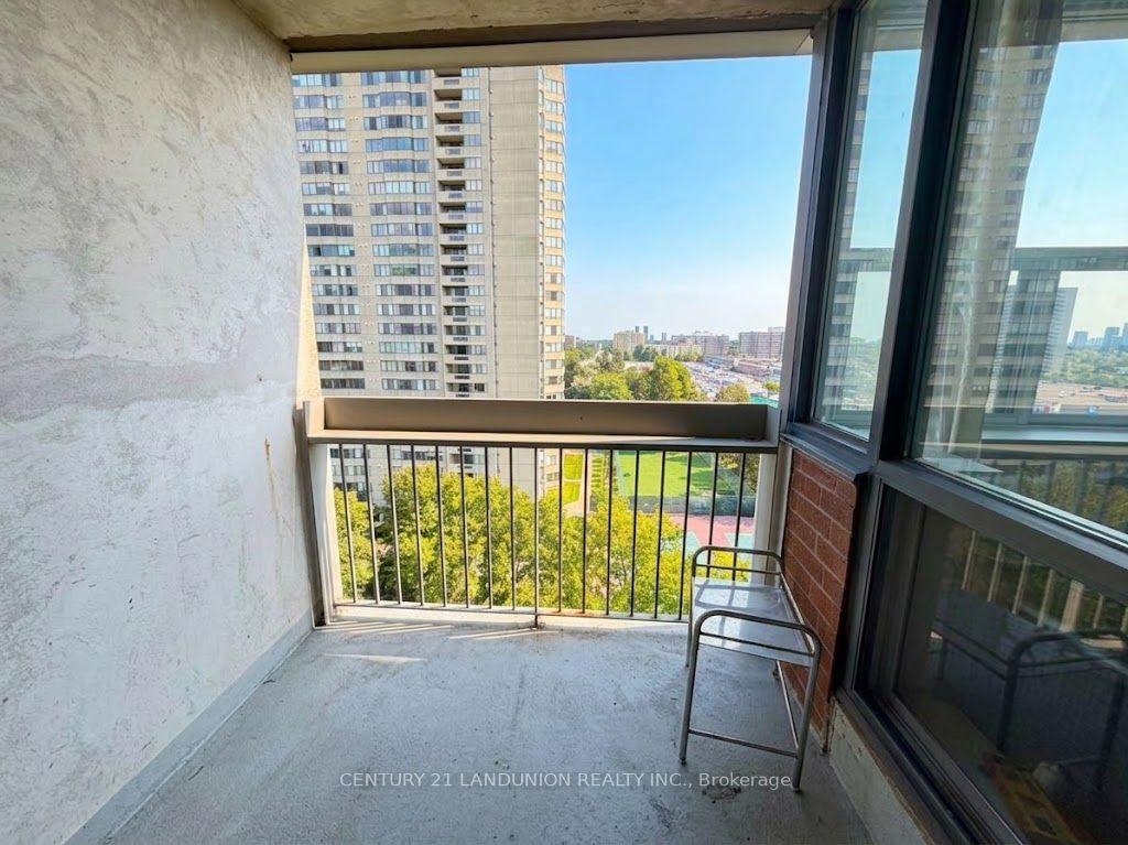 Photo 11 of Unit 1005, 2500 Bridletowne Circle, Scarborough, L'Amoreaux — HOMEH