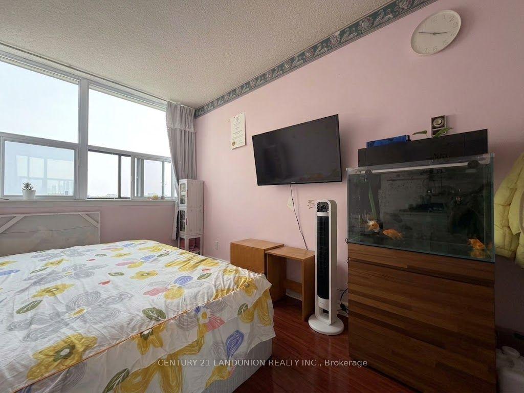 Photo 13 of Unit 1005, 2500 Bridletowne Circle, Scarborough, L'Amoreaux — HOMEH