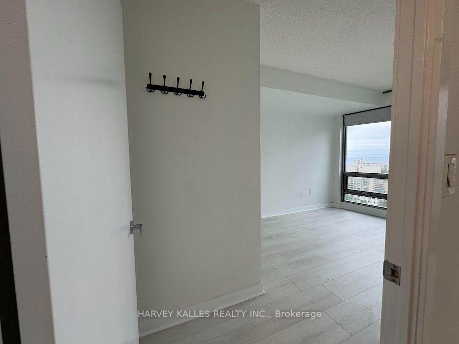 Photo 18 of Unit 2306, 5 Mariner Terrace, Toronto, Waterfront Communities — HOMEH