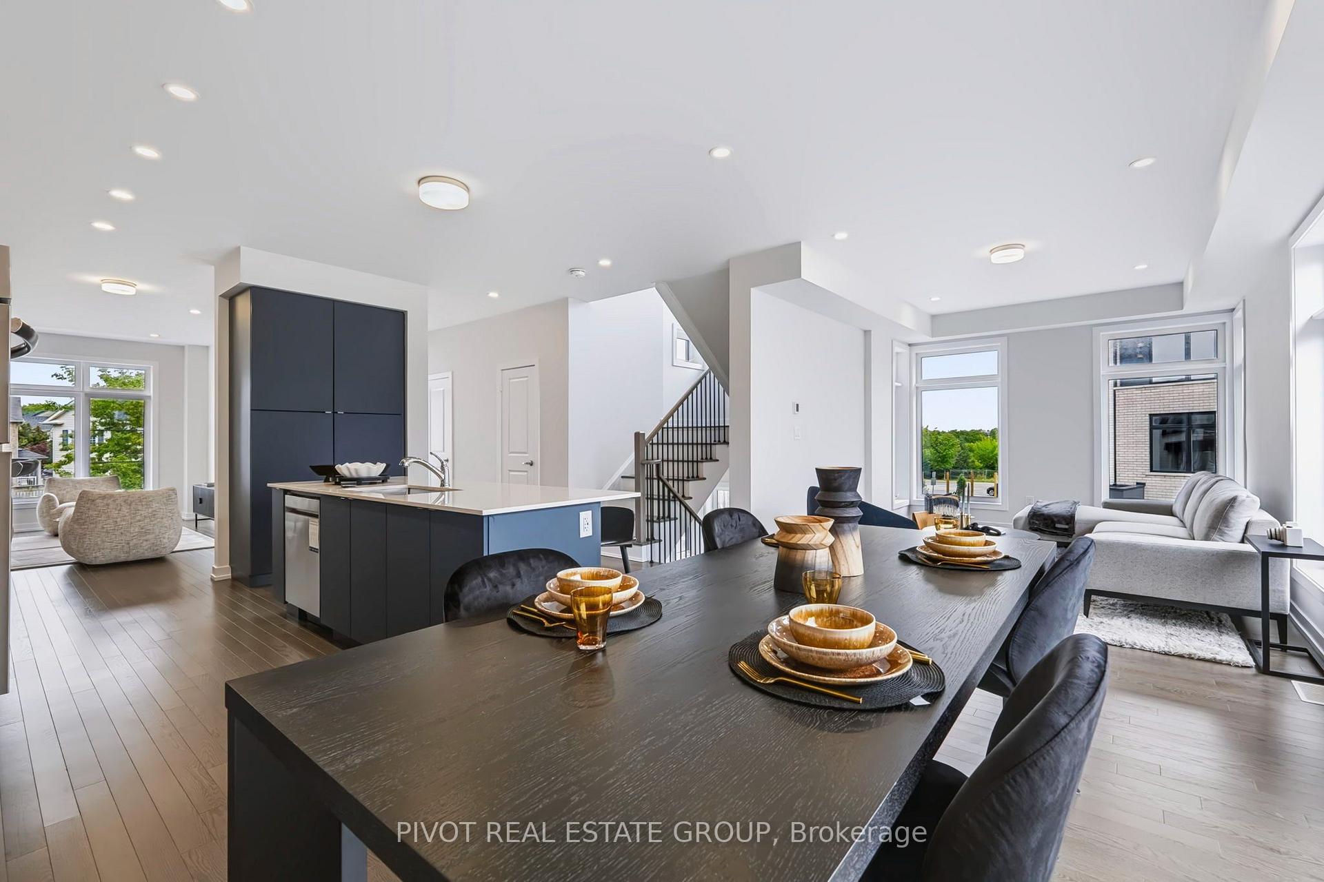 Photo 19 of 25 Observatory Way, Whitby, Brooklin — HOMEH