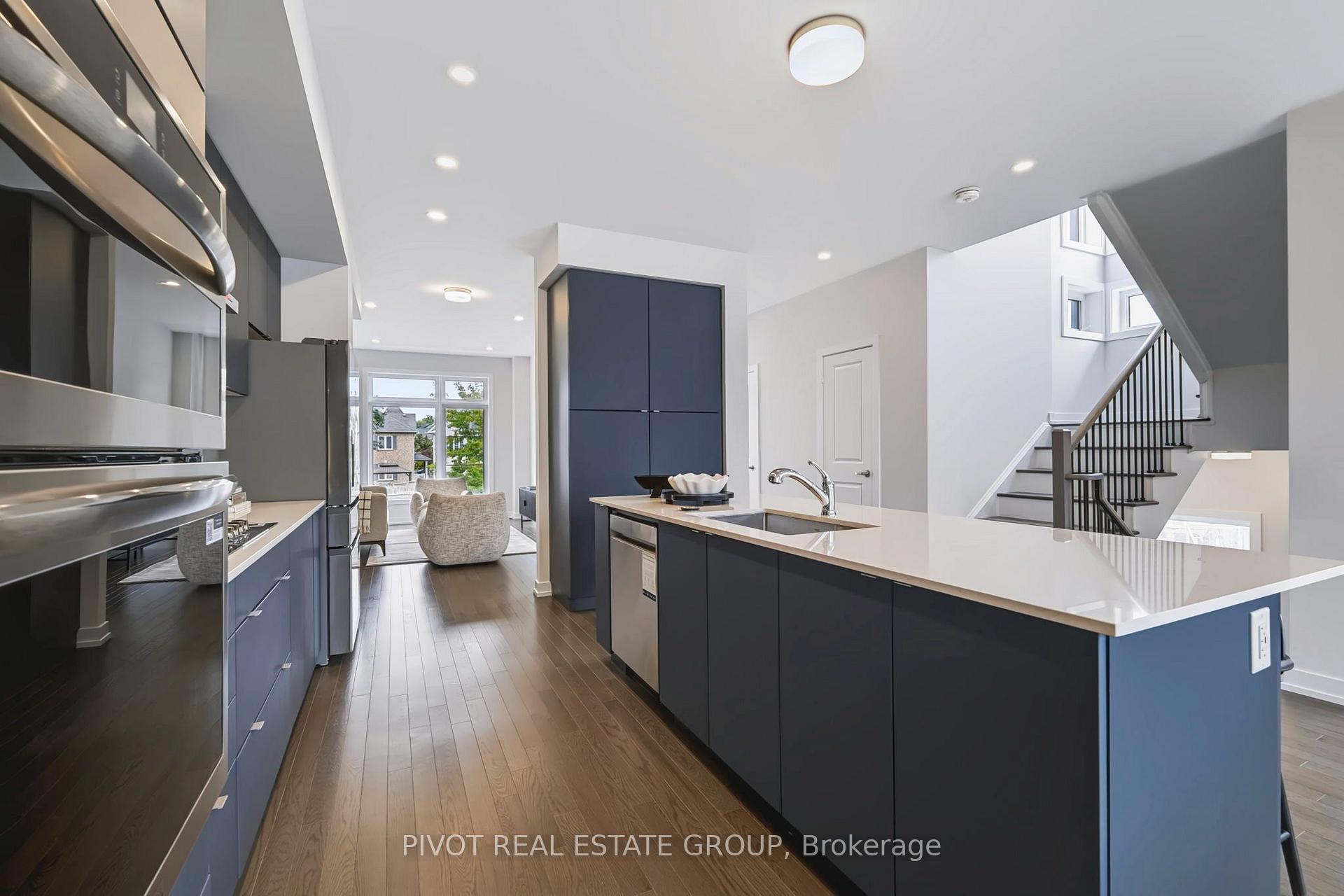 Photo 20 of 25 Observatory Way, Whitby, Brooklin — HOMEH