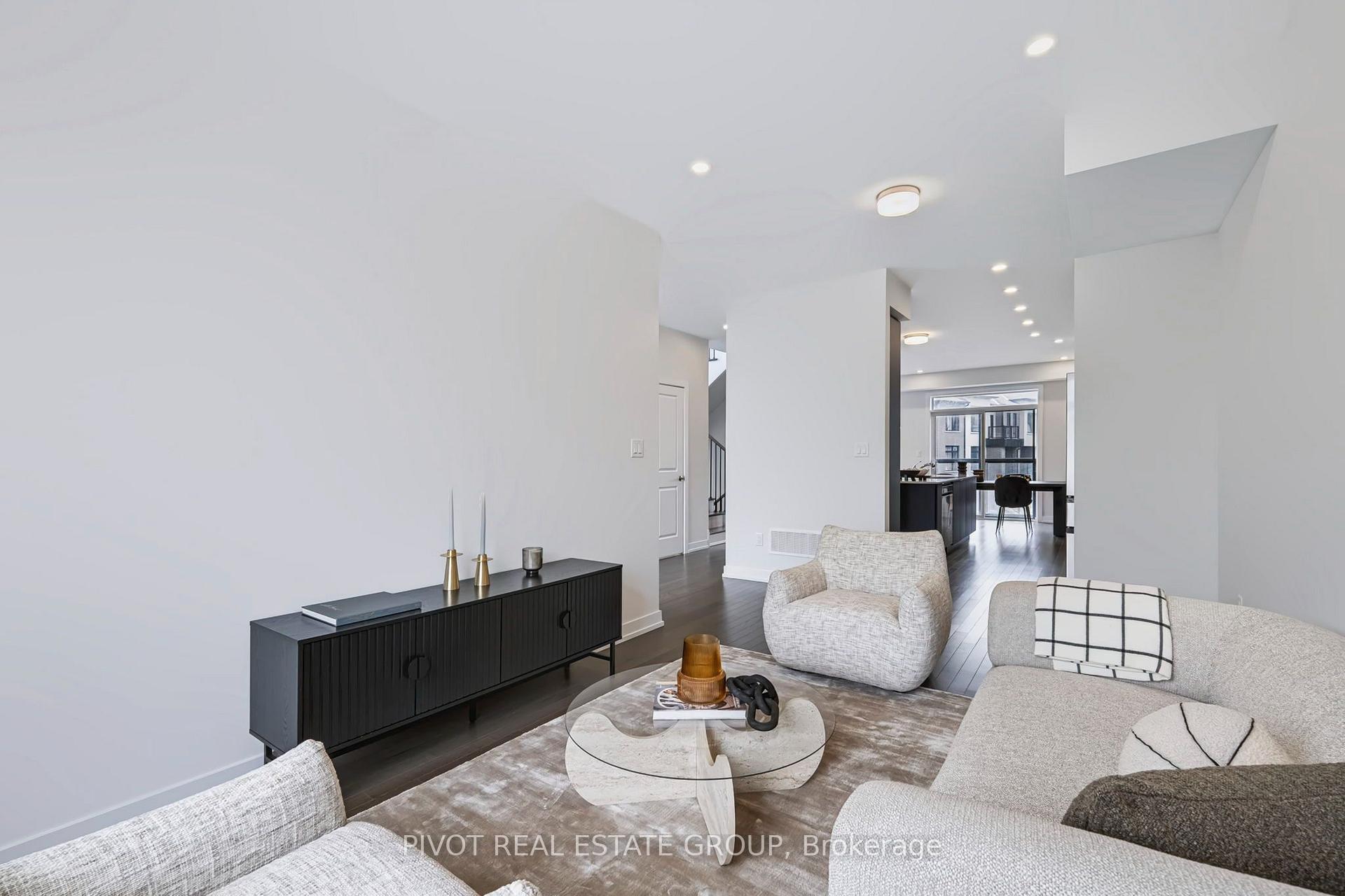 Photo 27 of 25 Observatory Way, Whitby, Brooklin — HOMEH