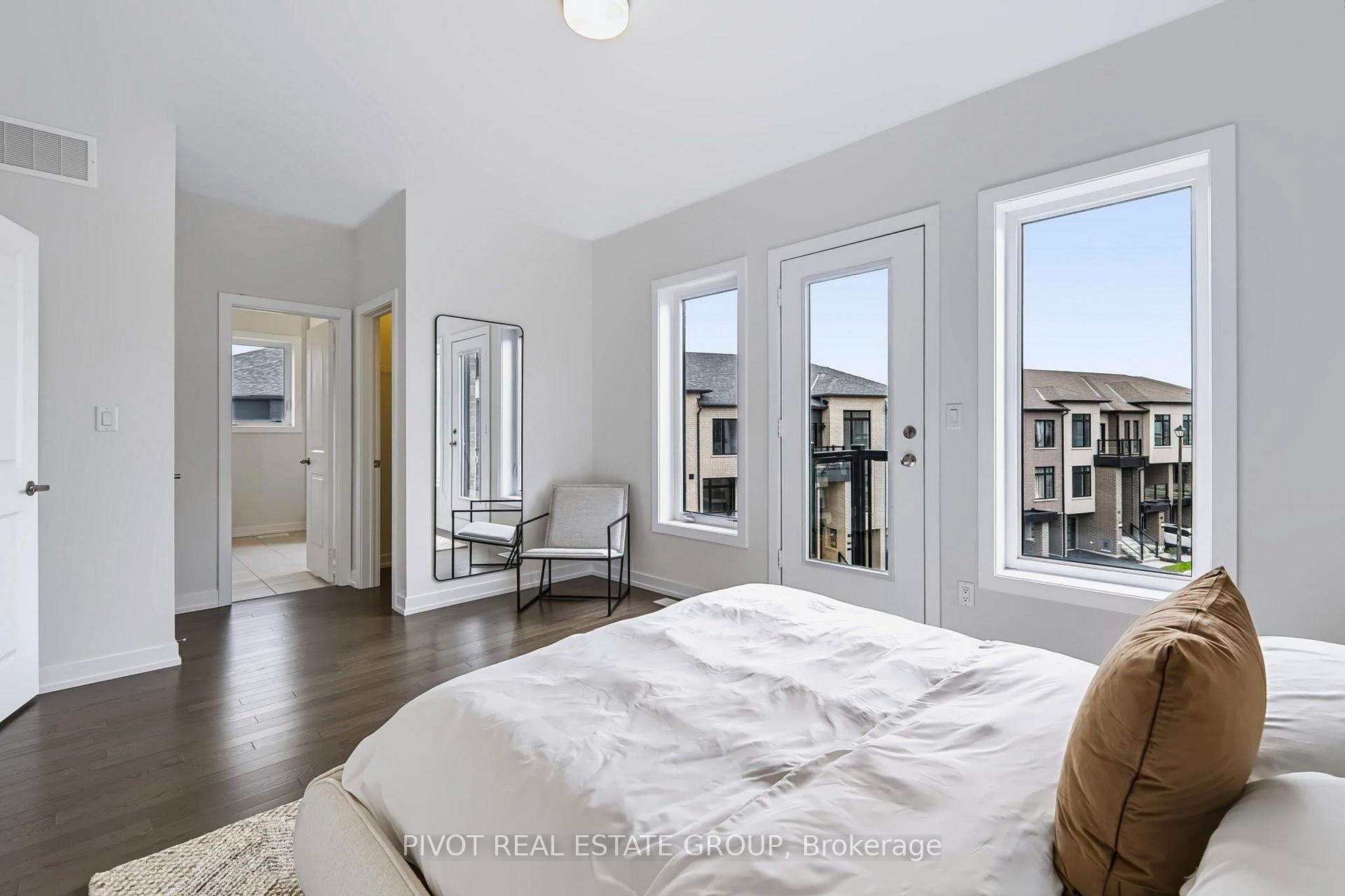 Photo 31 of 25 Observatory Way, Whitby, Brooklin — HOMEH