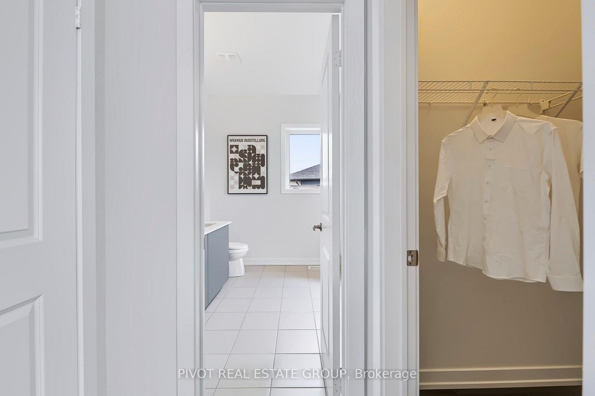 Photo 33 of 25 Observatory Way, Whitby, Brooklin — HOMEH