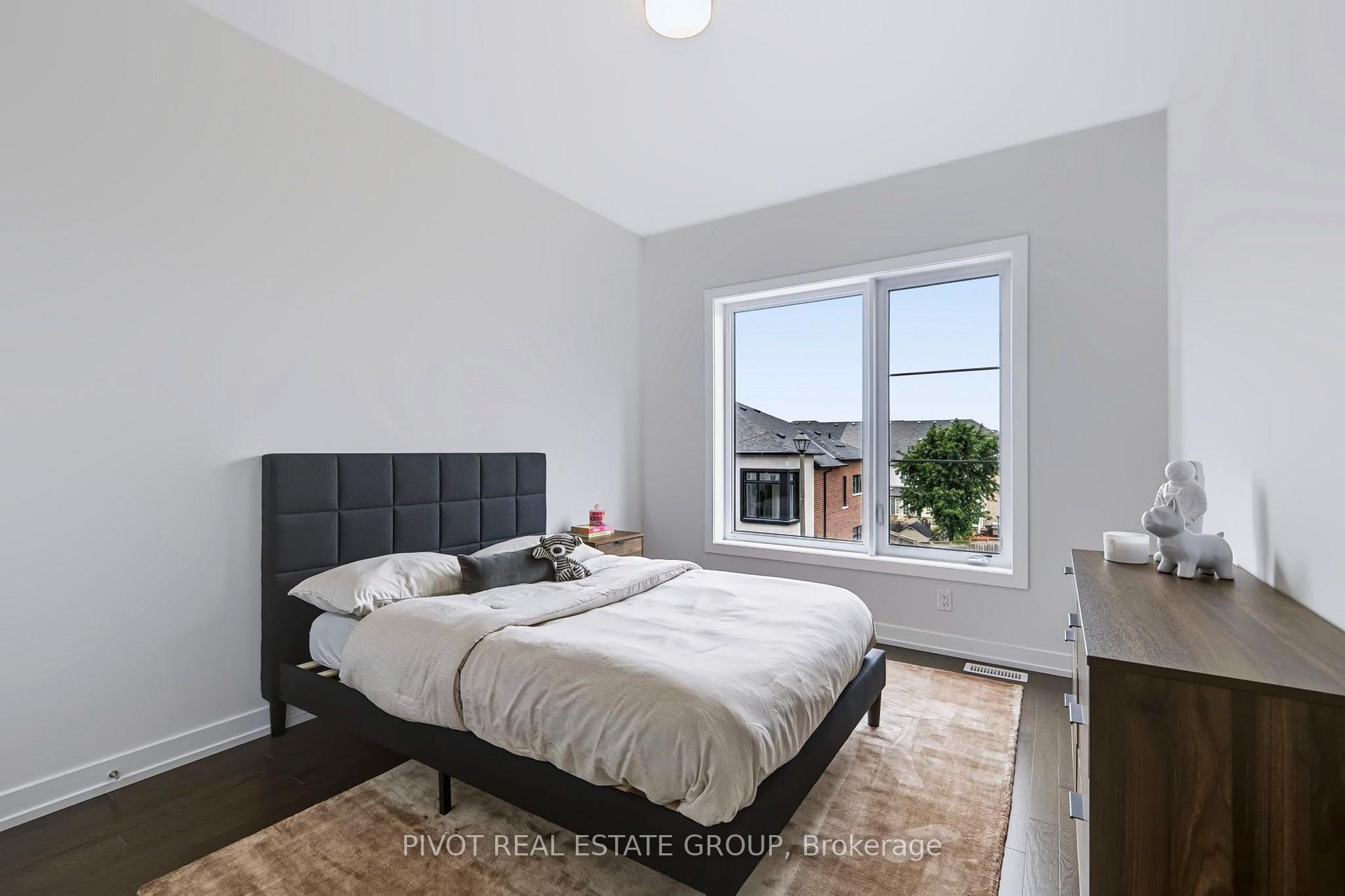 Photo 37 of 25 Observatory Way, Whitby, Brooklin — HOMEH