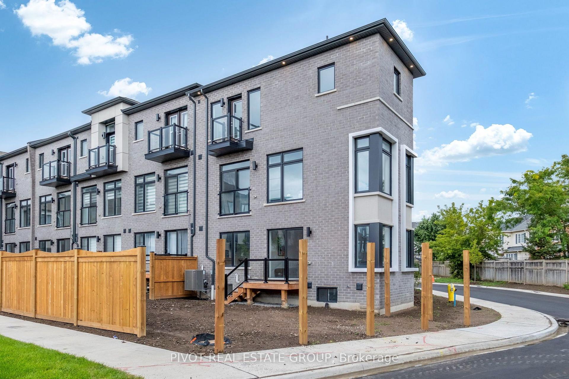 Photo 44 of 25 Observatory Way, Whitby, Brooklin — HOMEH
