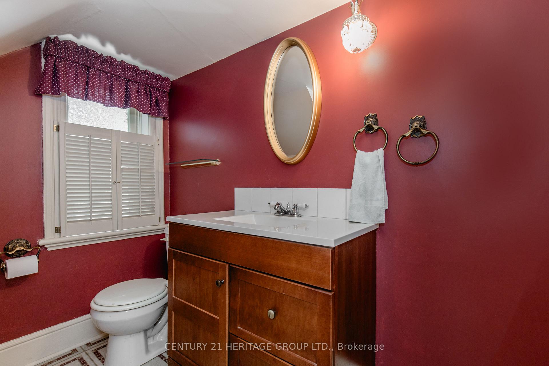 Photo 15 of 4 Thomas Street, Adjala-Tosorontio, Glencairn — HOMEH