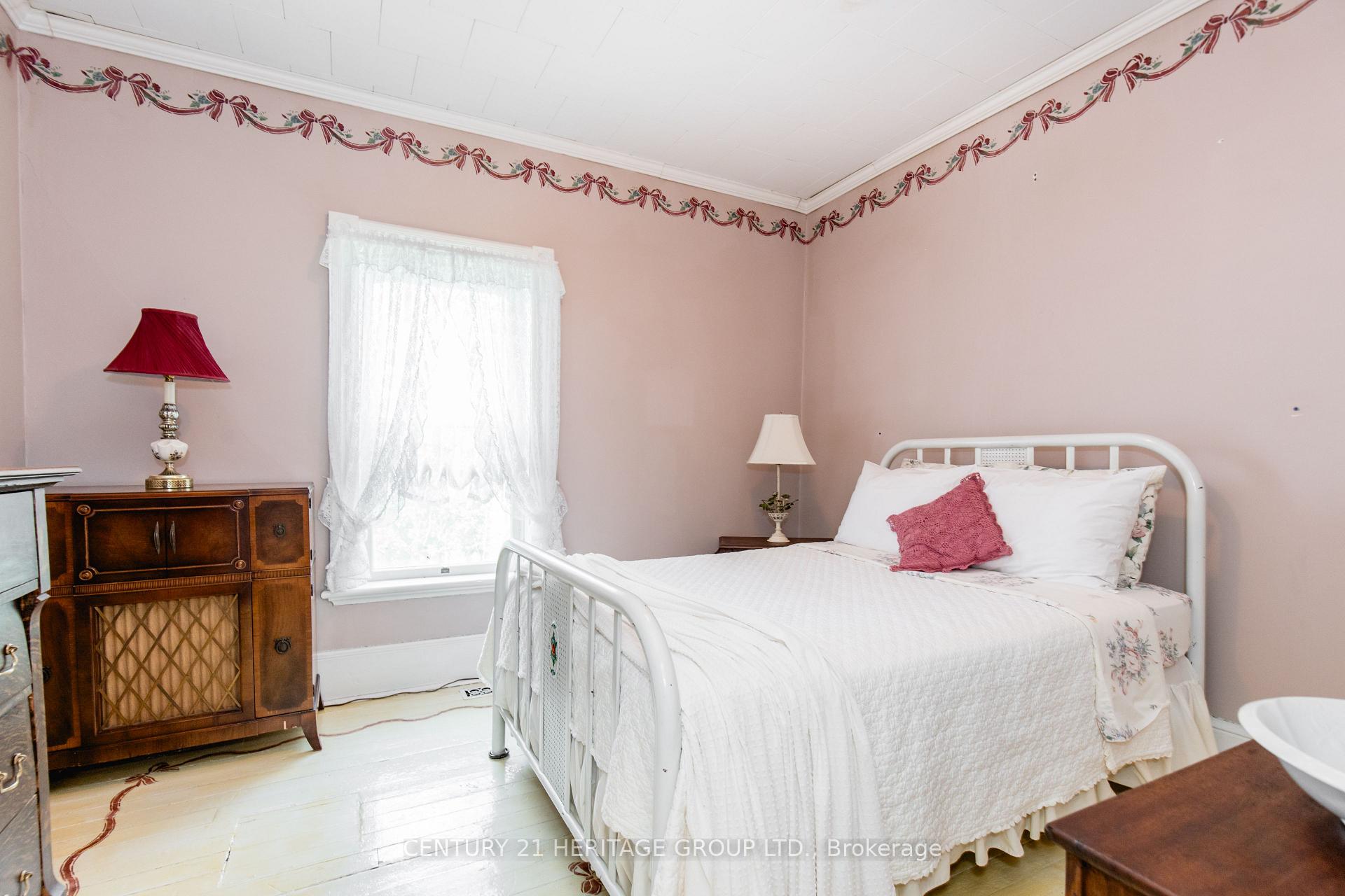 Photo 28 of 4 Thomas Street, Adjala-Tosorontio, Glencairn — HOMEH