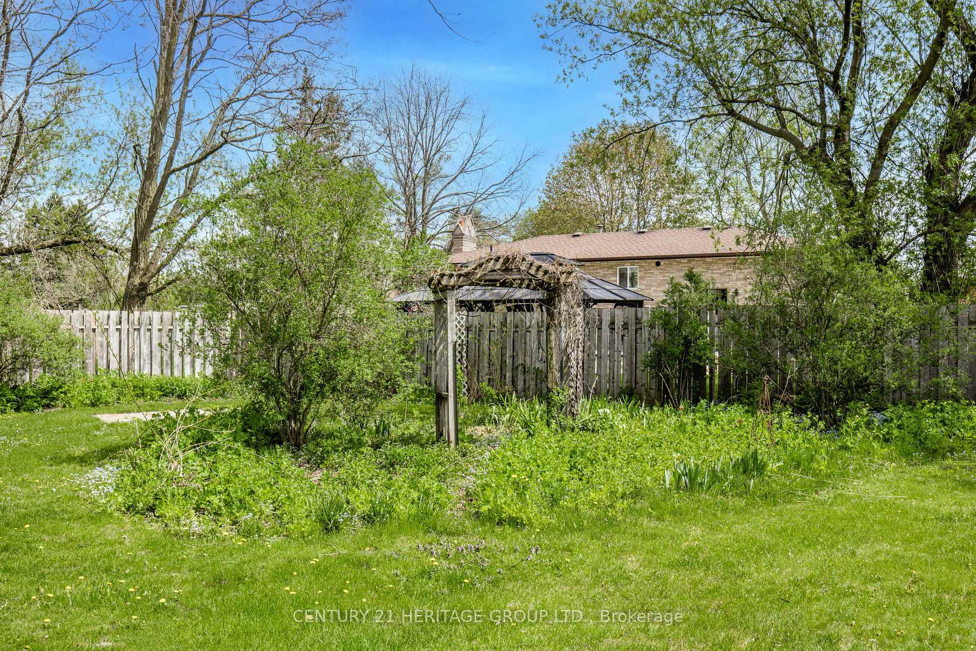 Photo 32 of 4 Thomas Street, Adjala-Tosorontio, Glencairn — HOMEH