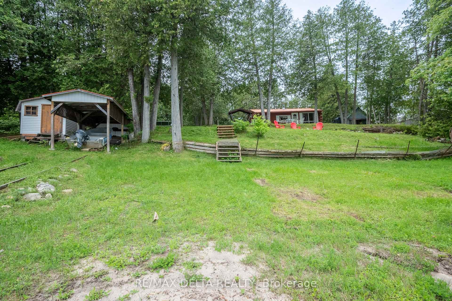 Photo 31 of 48 Crosby Trail, Whitewater Region, Whitewater Region — HOMEH