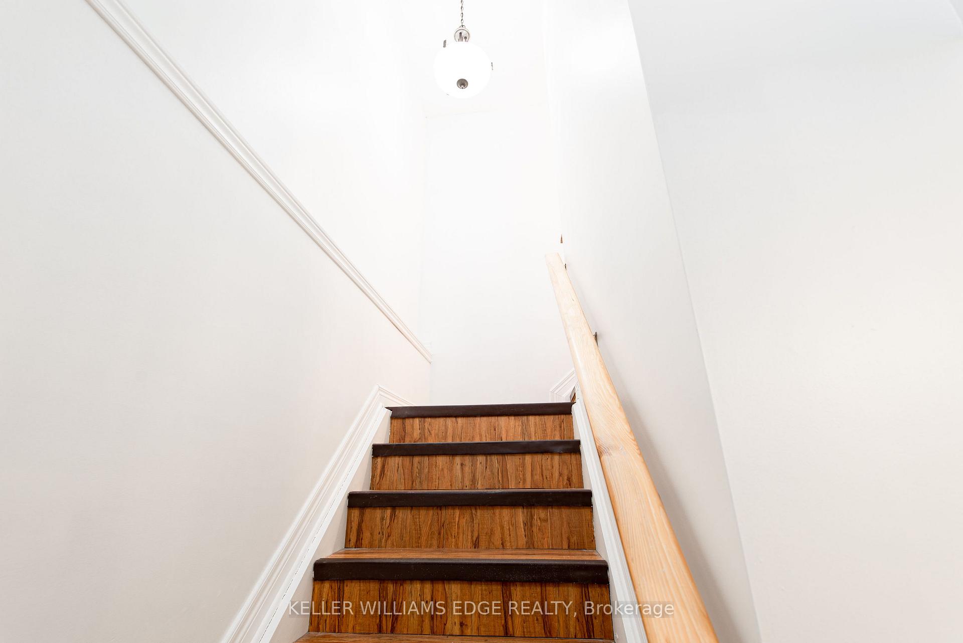 Photo 17 of Unit Room #1, 119 Summers Drive, Thorold, Confederation Heights — HOMEH