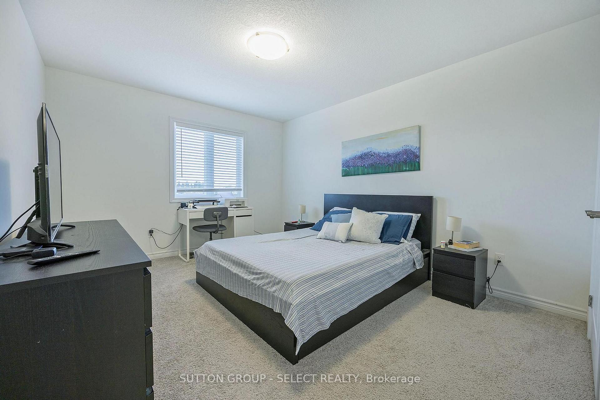Photo 11 of 1606 Noah Bend, London, North I — HOMEH