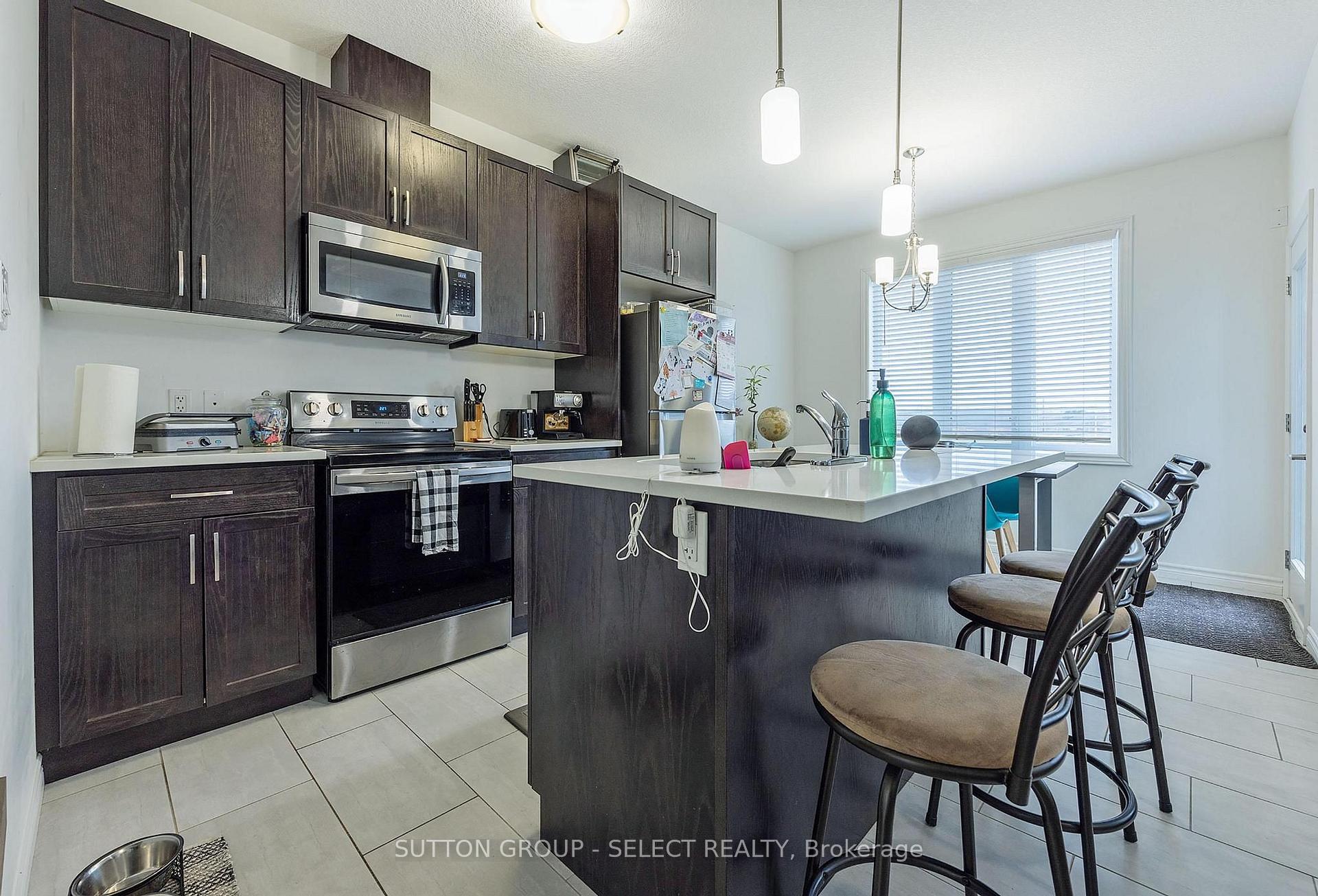 Photo 17 of 1606 Noah Bend, London, North I — HOMEH