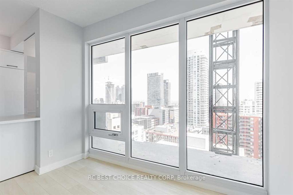 Photo 9 of Unit 1803, 2221 Yonge Street, Toronto, Mount Pleasant West — HOMEH