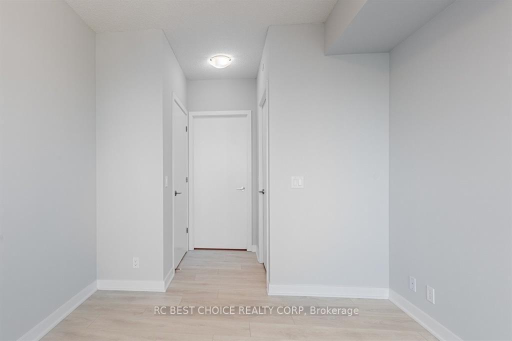 Photo 19 of Unit 1803, 2221 Yonge Street, Toronto, Mount Pleasant West — HOMEH