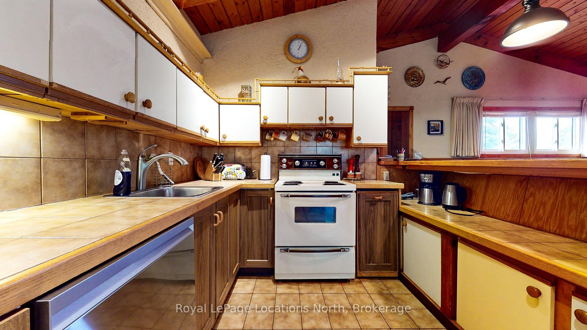 Photo 7 of 118 Campbell Crescent, Blue Mountains — HOMEH