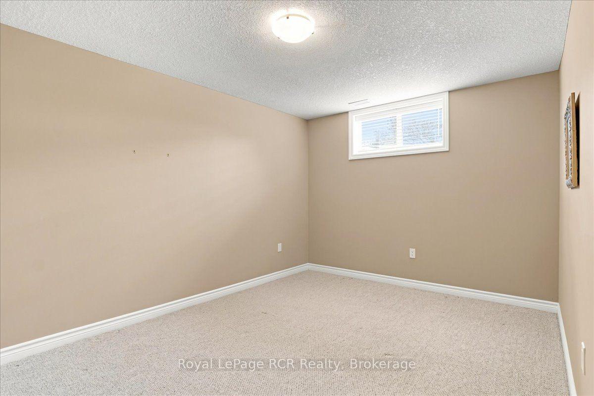 Photo 33 of 250 Krotz Street E, North Perth, Listowel — HOMEH