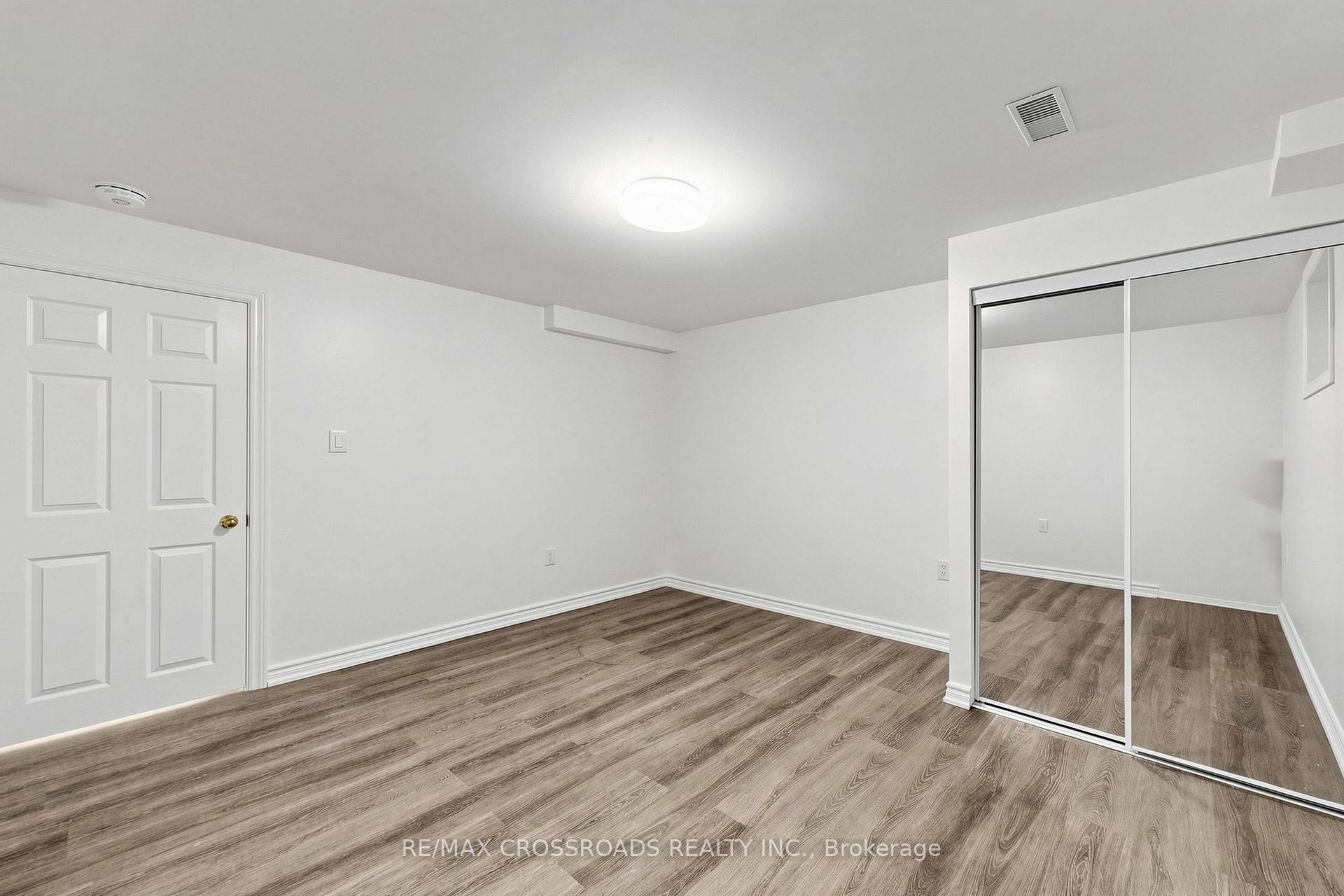 Photo 18 of 2385 Dress Circle Crescent, Oshawa, Windfields — HOMEH