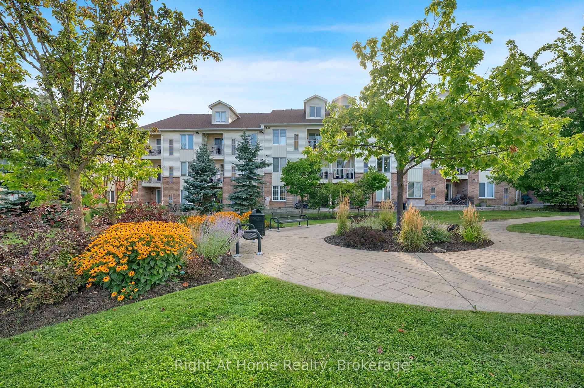 Photo 41 of Unit 2, 36 Petra Way, Whitby, Pringle Creek — HOMEH