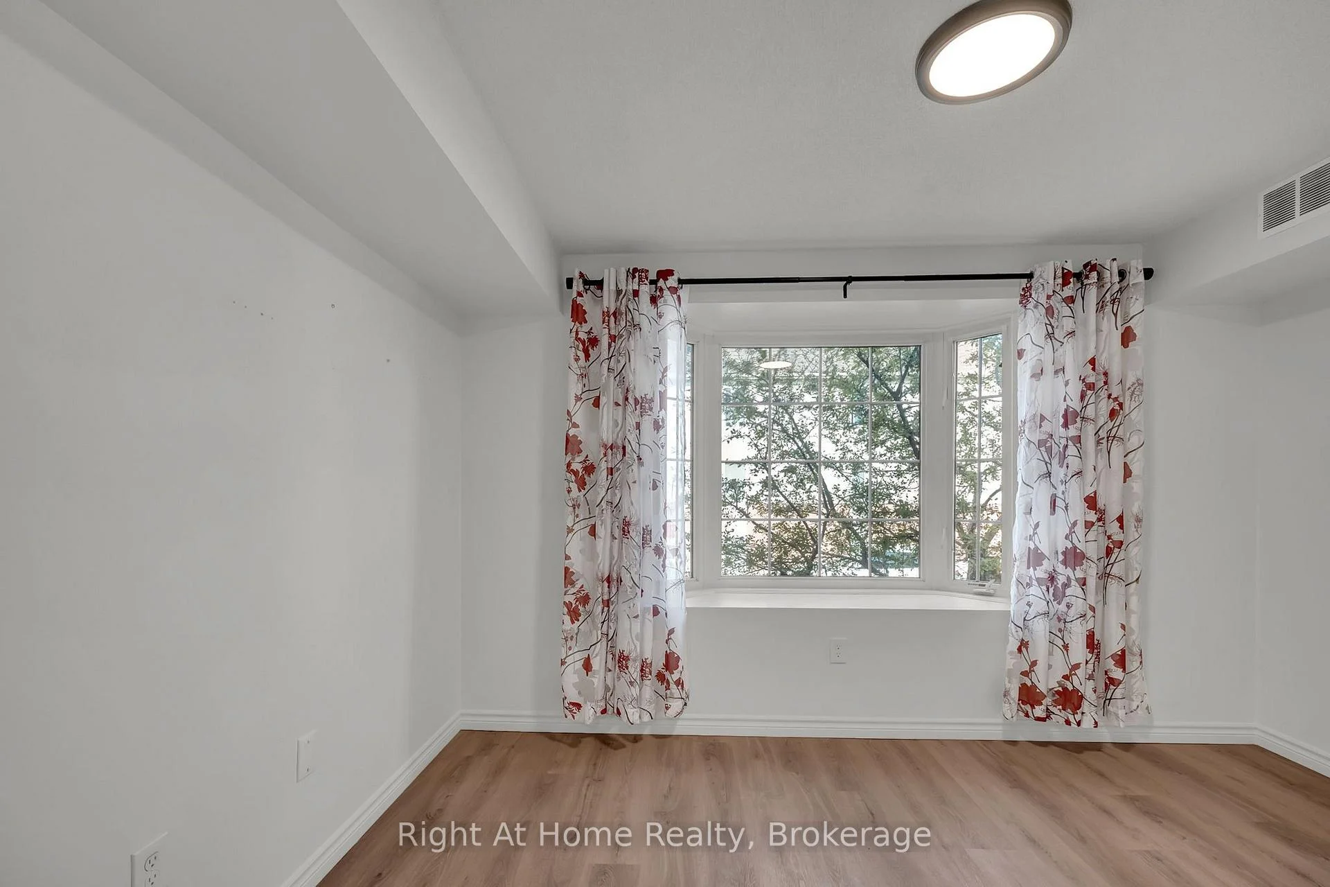 Photo 31 of Unit 2, 36 Petra Way, Whitby, Pringle Creek — HOMEH