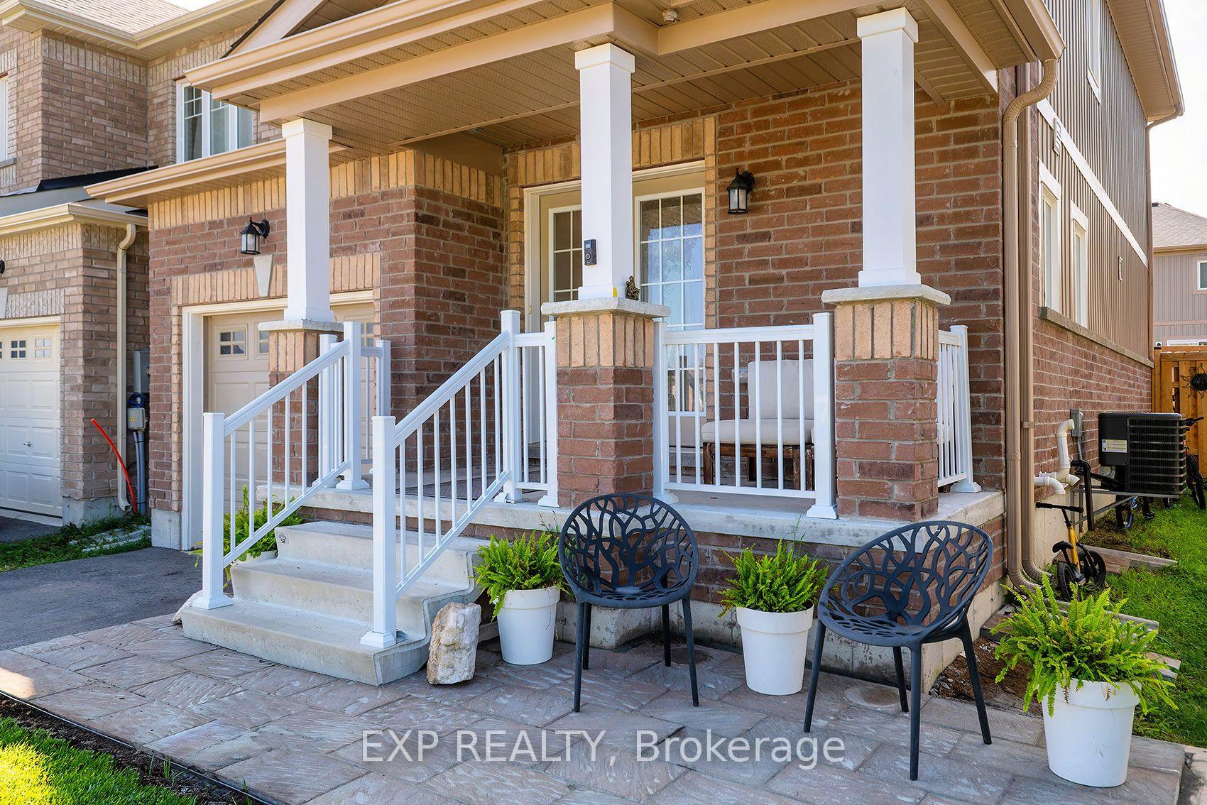Photo 2 of 106 Mabern Street, Barrie, Rural Barrie Southwest — HOMEH